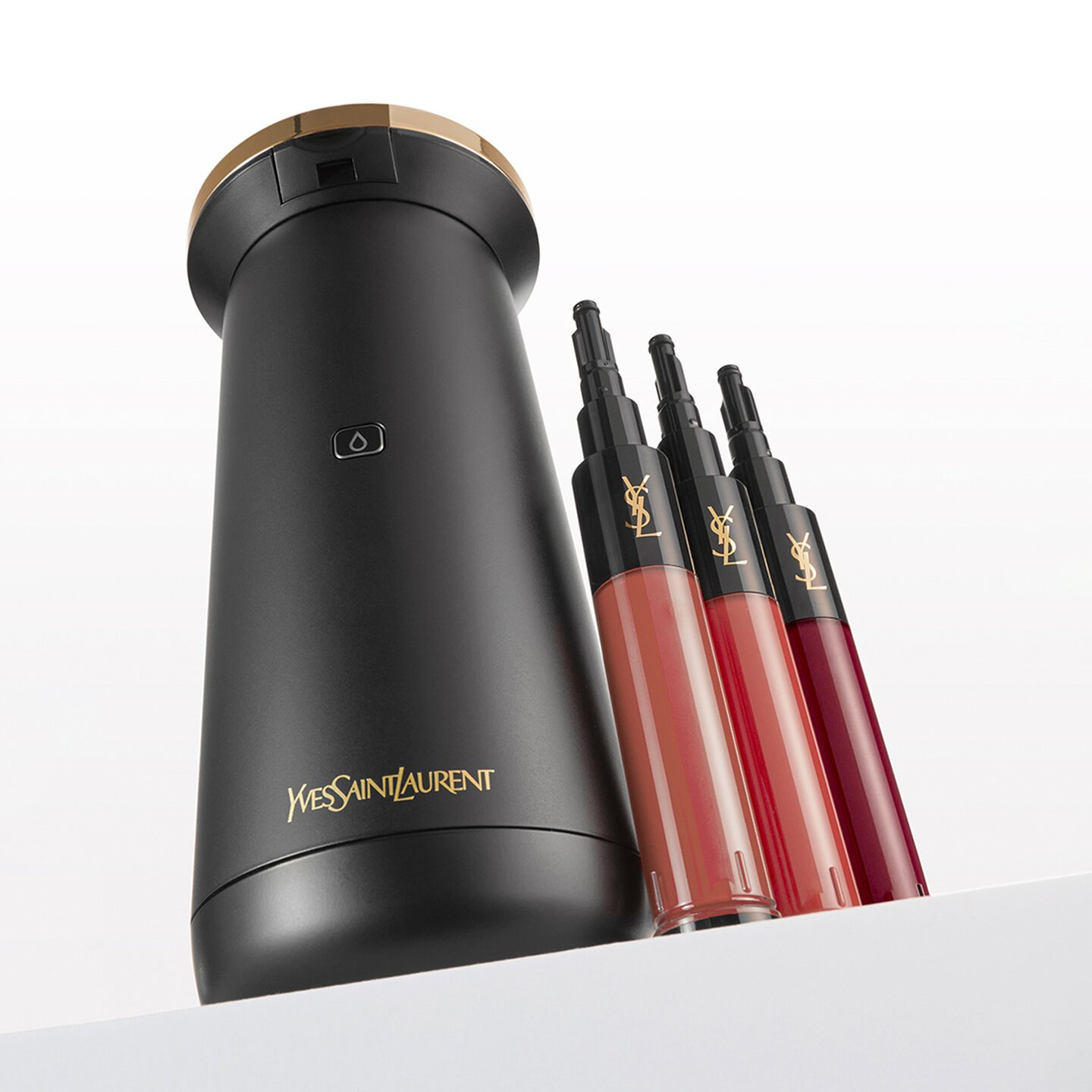 Rouge Sur Mesure - Custom Lip Color Creator